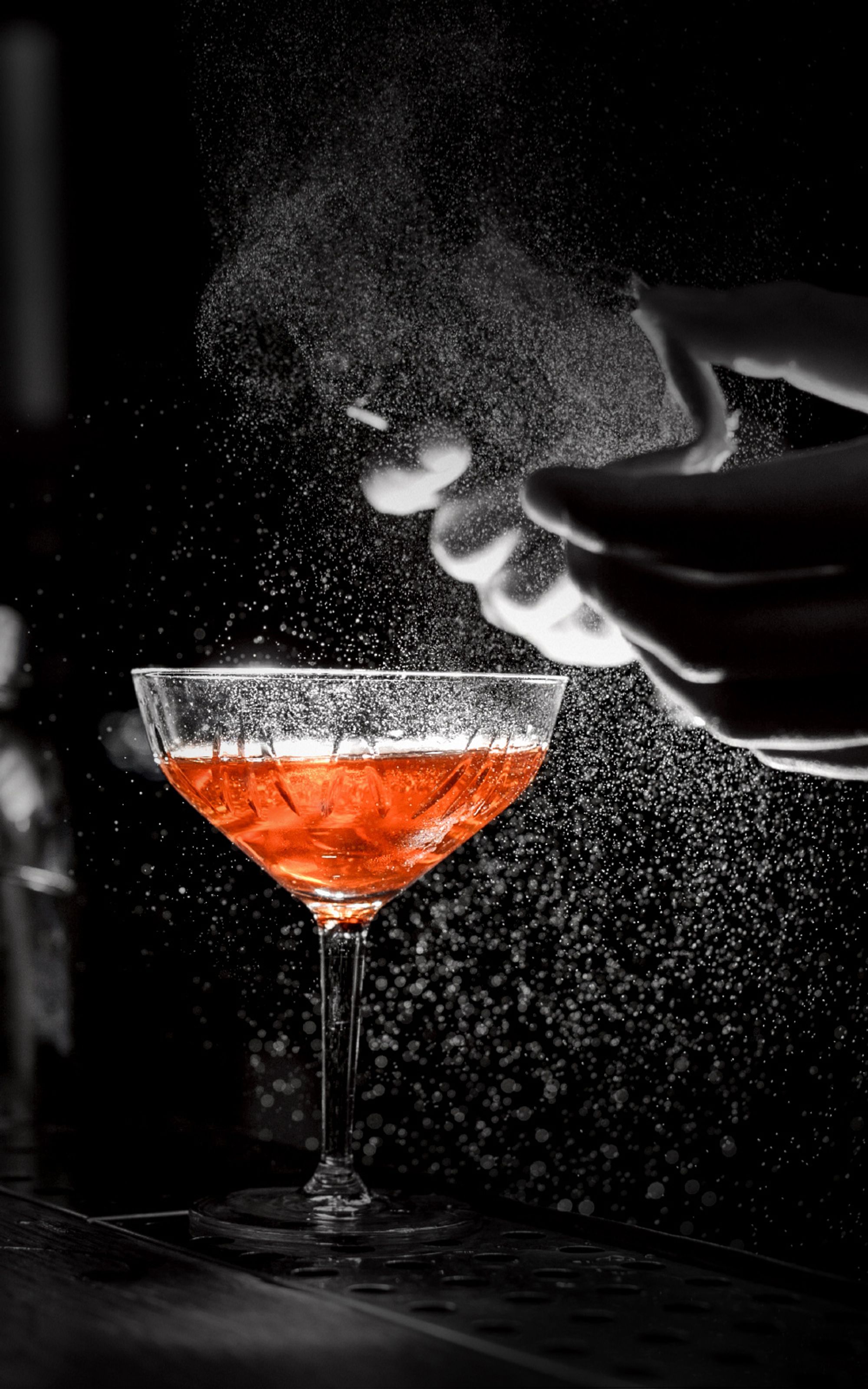 DAS FLÜSSIGE GLÜCK